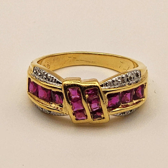 Gorgeous womens ring with 2.5 CTW ruby and diamonds in 14K gold-plated sterling silver size 7