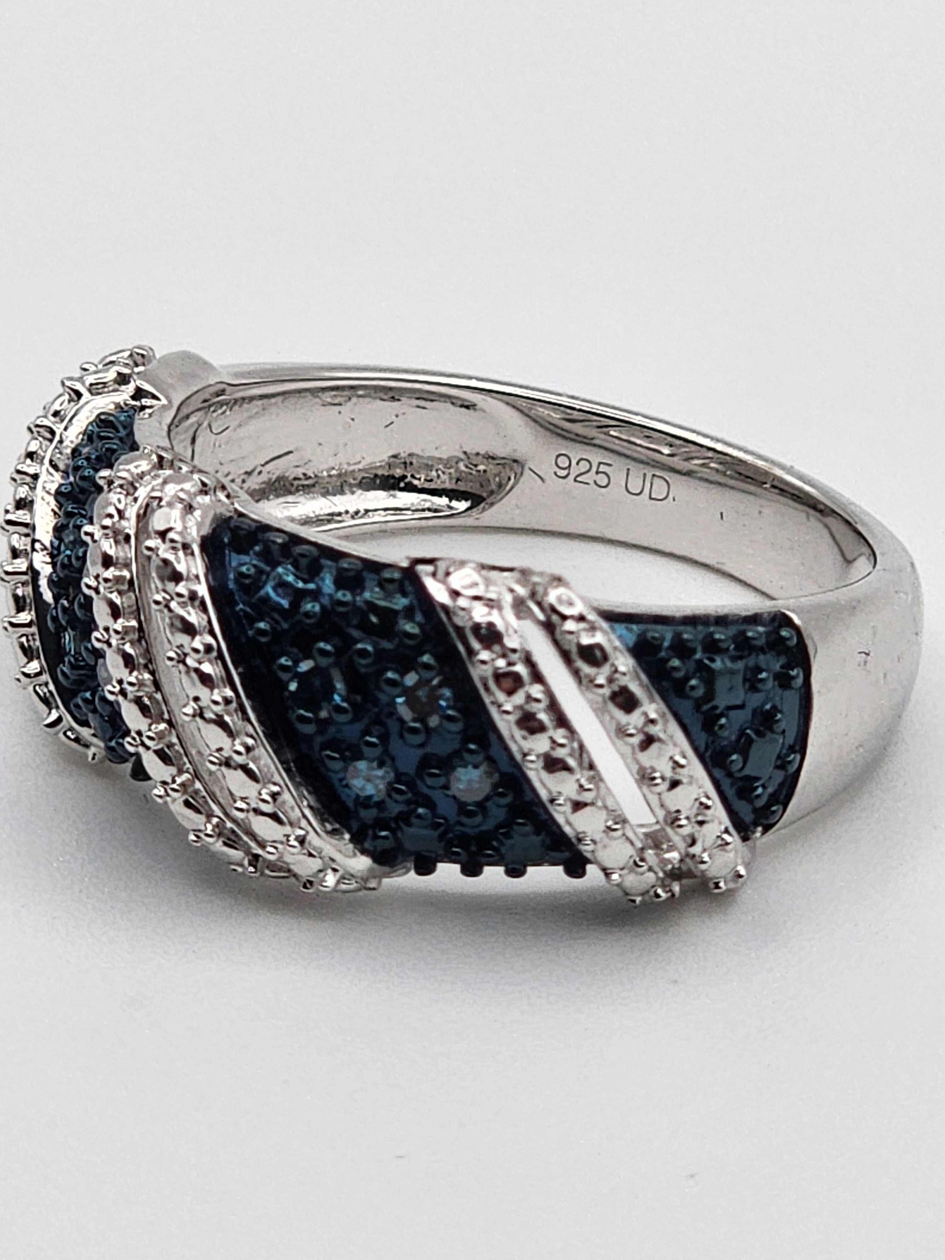 14K white gold over sterling silver women's size 7 ring with round cut diamonds