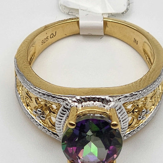 Gorgeous women’s 14K yellow gold mystic topaz and diamond ring, size 7 in sterling silver