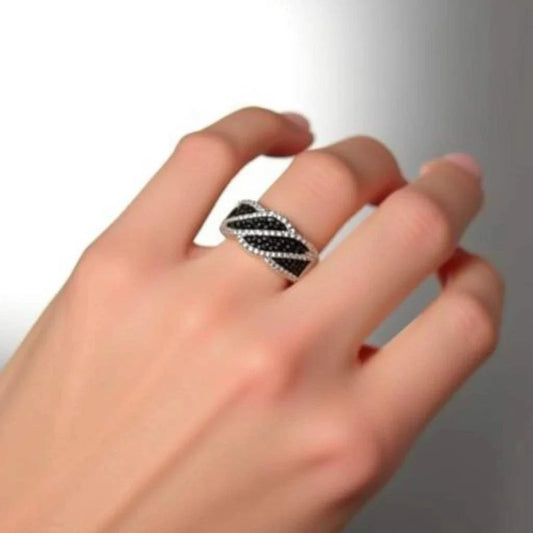 Women's 14K white gold plated sterling silver ring with round black diamonds size 7